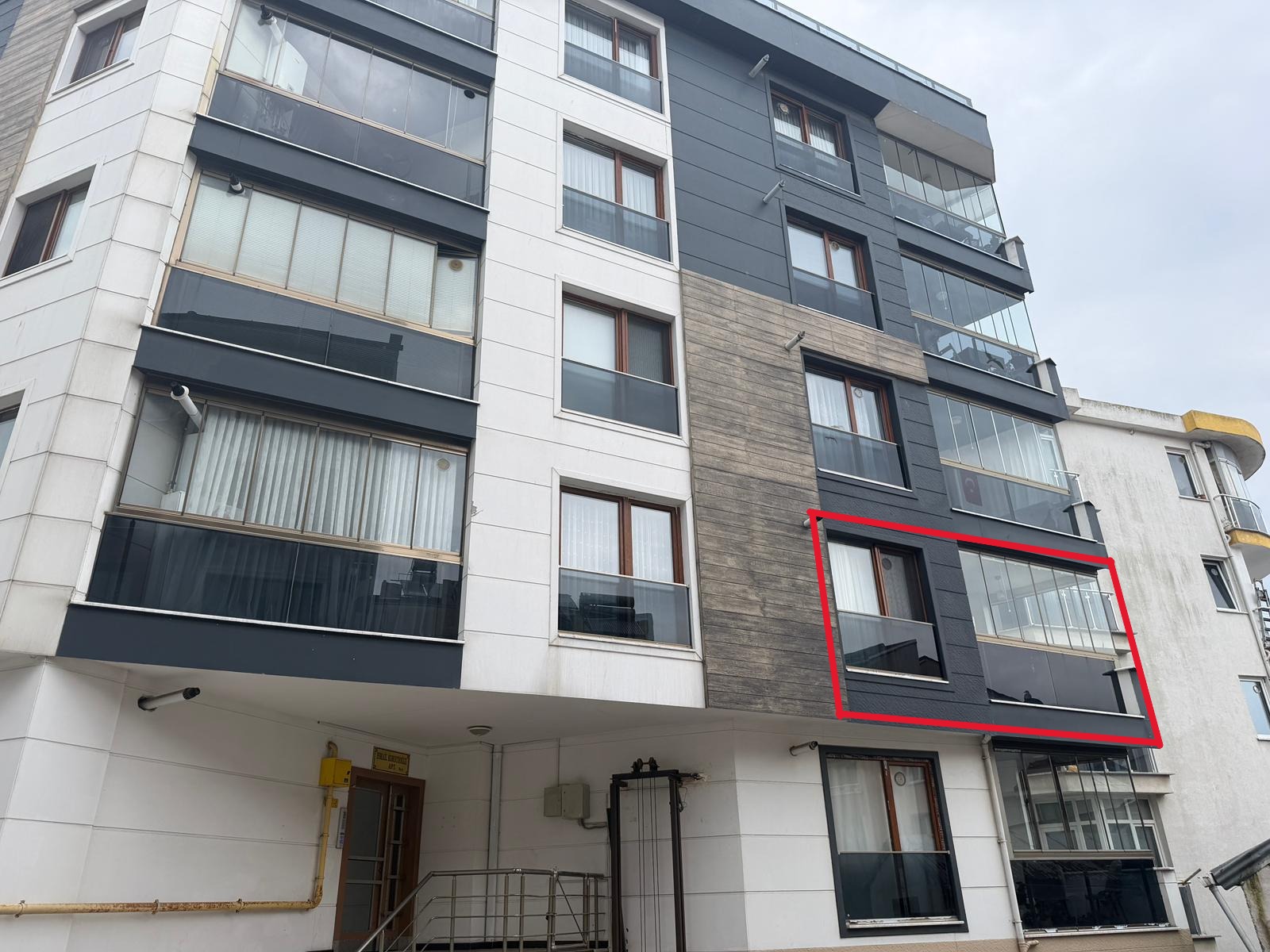 DENİZ MANZARALI MASRAFSIZ 2+1 DAİRE